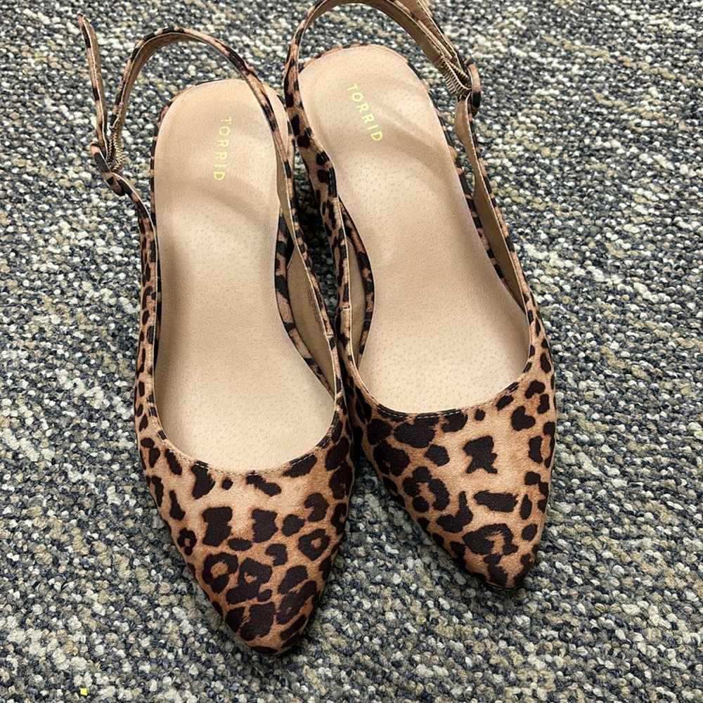 Torrid Leopard Print pointed toe sling back heels